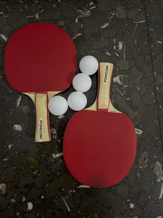 2 Palas Ping Pong y 4 Pelotas