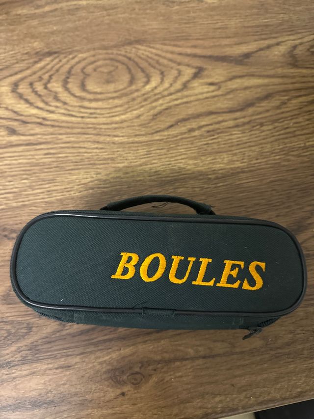 Funda y bolas de petanca