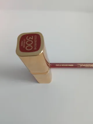 Labial y perfilador Color Riche L'Oréal