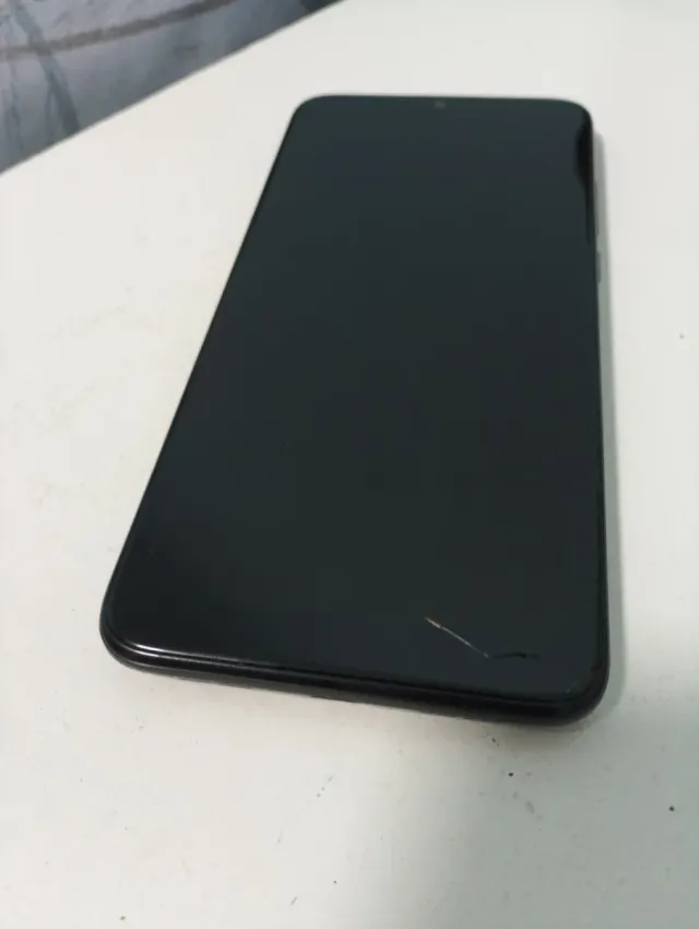 Móvil Negro Aceptable