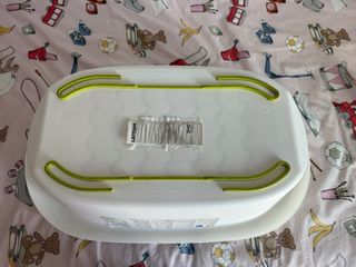 Bañera de bebé blanca