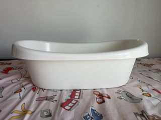 Bañera de bebé blanca