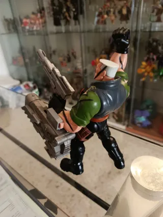 Figura Pequeños Guerreros