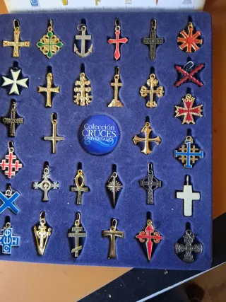 Colección Cruces Universales