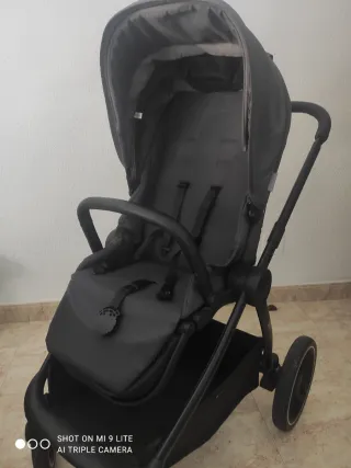 Carro Kinderkraft Nea con capazo