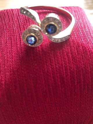 Anillo Oro 18k 2 Zafiros y Diamantes