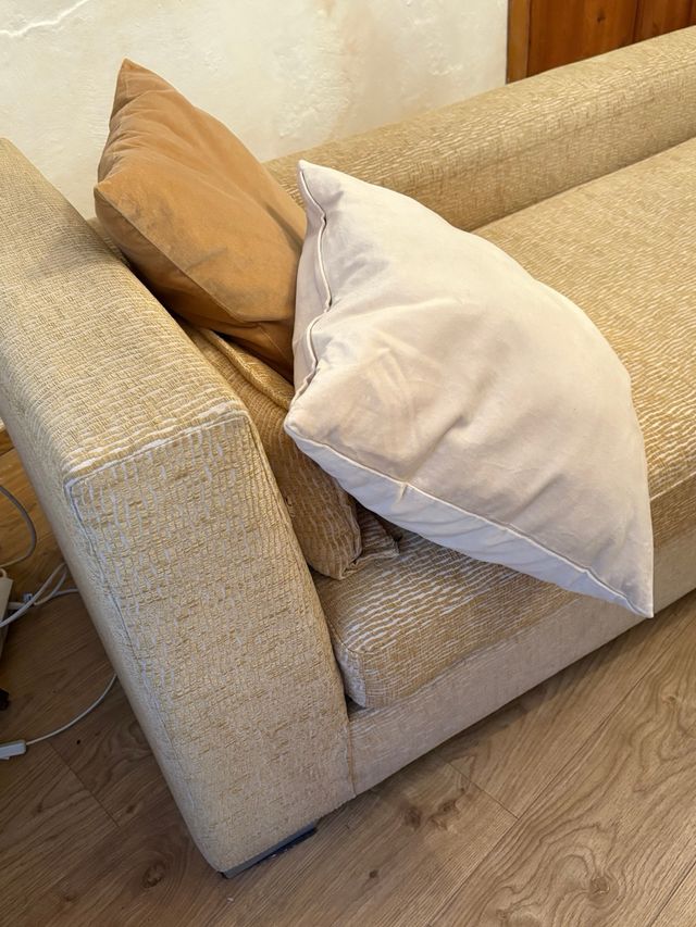 Divano Chaise Longue ocre e Beige