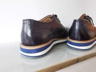 Zapatos unisex marca Pertini talla 41