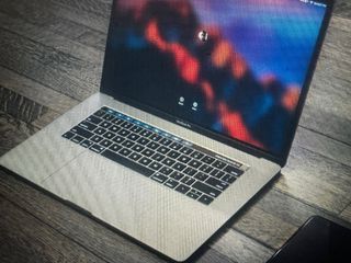 MacBook Pro 13 2015 Como Nuevo