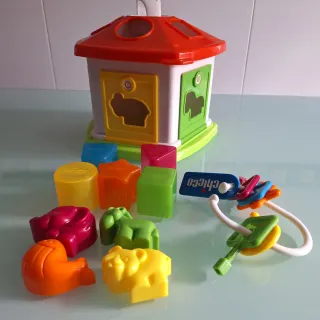 Casita de formas y animales CHICCO