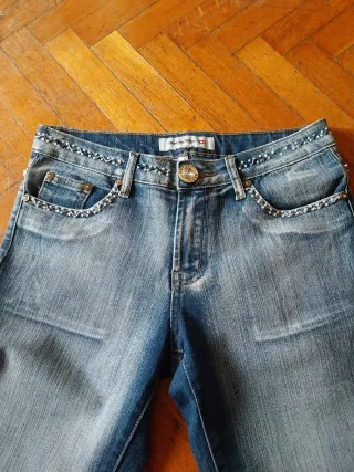 Pantaloni Y2K con ricami argento