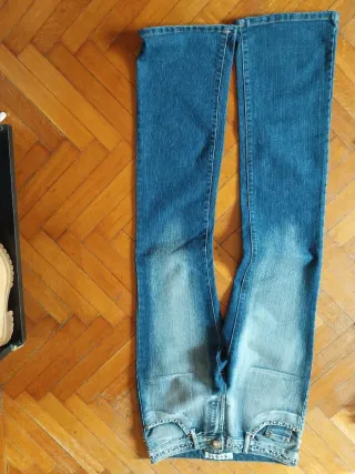 Pantaloni Y2K con ricami argento