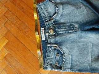 Pantaloni Y2K con ricami argento