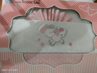 Cuna IKEA dos alturas, opción con sabanas