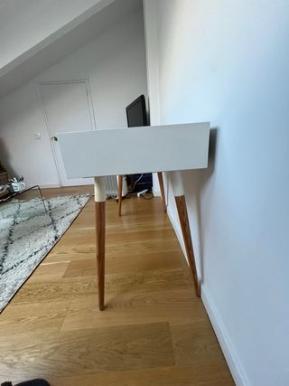 Escritorio Nórdico con Cajonera