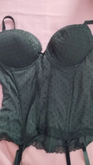 Corpiño ballena tul encaje terciopelo