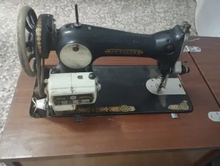 Máquina de coser antigua Hexagon