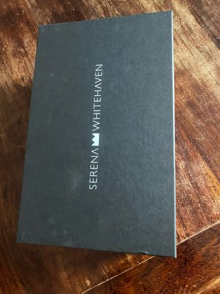 Zapatos de tacón SERENA WHITEHAVEN beige y oro