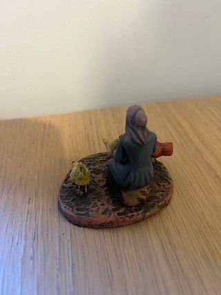 Figura Belén Serrano pequeña