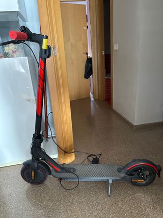 Patinete Eléctrico Xiaomi Negro/Rojo