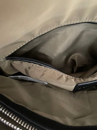 Bolso Desigual impermeable verde militar