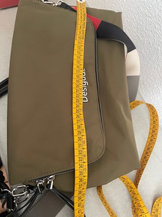 Bolso Desigual impermeable verde militar