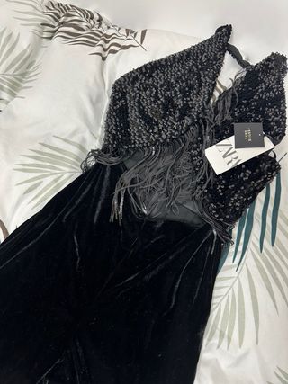 Mono fiesta lentejuelas y flecos Zara