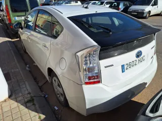 Toyota Prius 2011