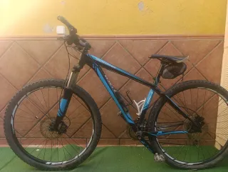 Bicicleta montaña Specialized
