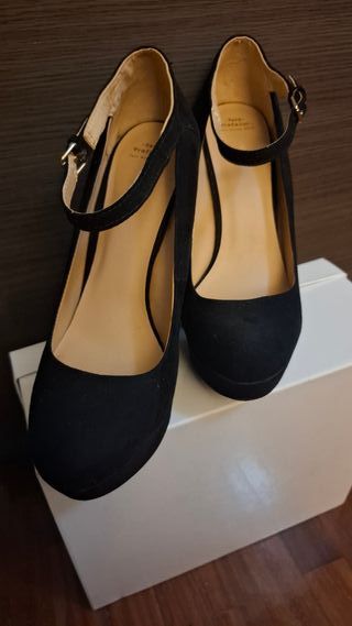 Zapatos Zara tacón y plataforma negros
