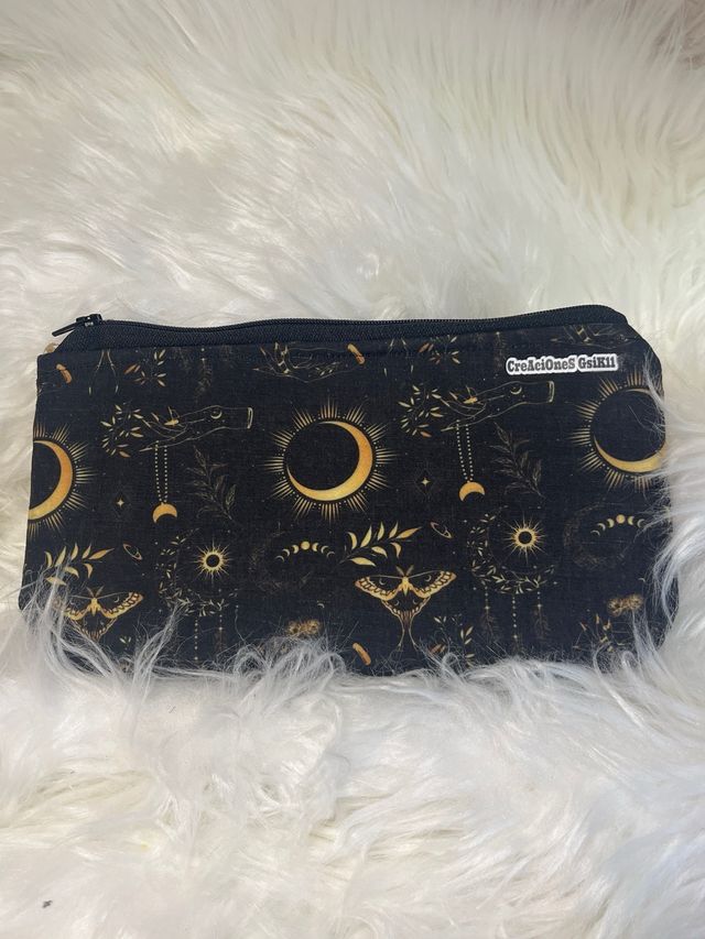 Estuche Místico Luna y Manos