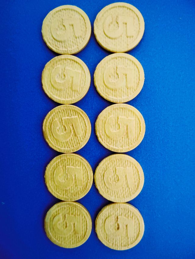 Token monedas doradas plástico