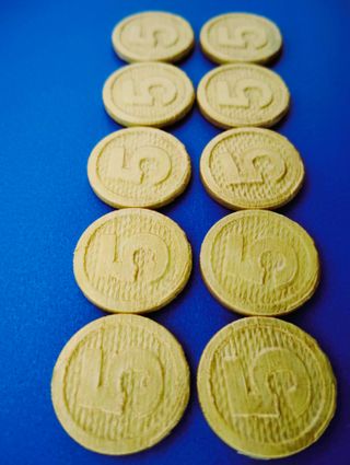 Token monedas doradas plástico