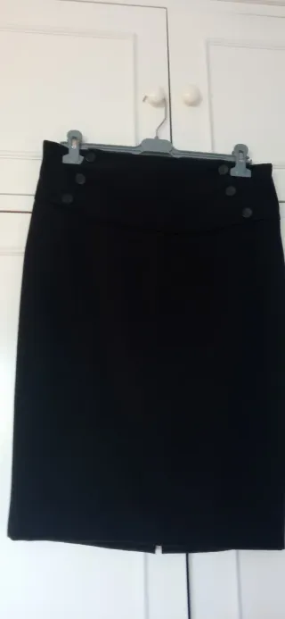 Falda Zara Negra Botones