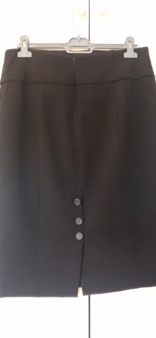 Falda Zara Negra Botones