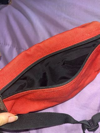 Riñonera Eastpak Roja