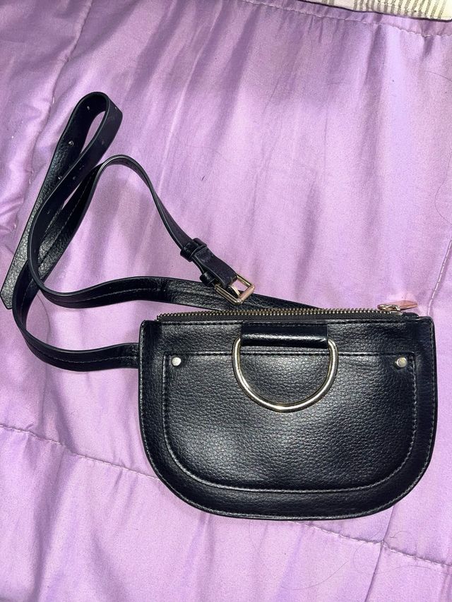 Riñonera Zara Negra