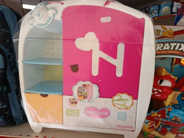 Armario Nenuco con accesorios