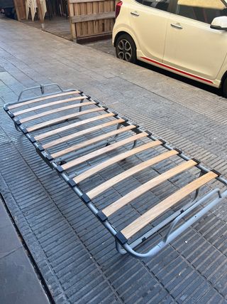 Cama Plegable Metálica y Madera