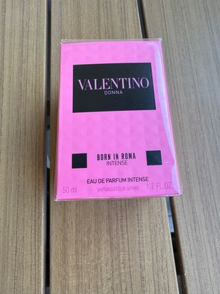 Valentino Born in Roma Intense Eau de Parfum 50ml