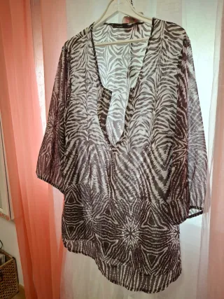 Conjunto Abrigo, Pantalón Camisa y bolso