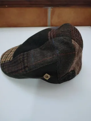 Gorra de caballero patchwork SIN ESTRENAR. BEIRETS