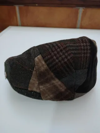 Gorra de caballero patchwork SIN ESTRENAR. BEIRETS