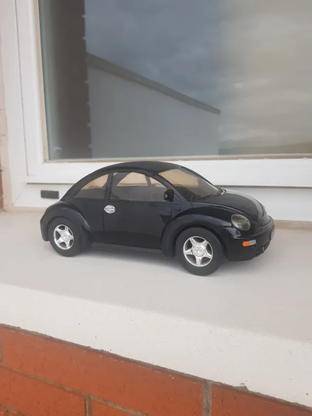 COCHE 1/18 DICKIE