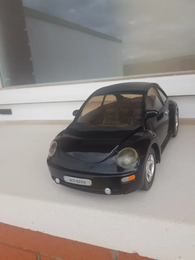 COCHE 1/18 DICKIE