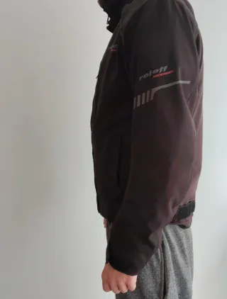 Chaqueta de moto Roleff.