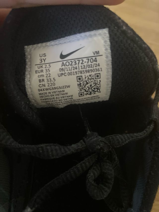 Zapatillas Nike niño T.35