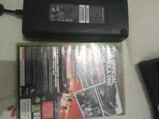 Xbox 360 Nera + Gioco F1 2011