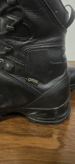 Botas Haix Gore-Tex Pretas