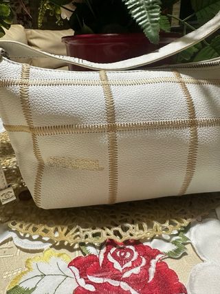 Borsa trousse Chanel bianca